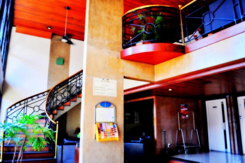 Cezanne Plaza Apart Hotel カンピーナス エクステリア 写真