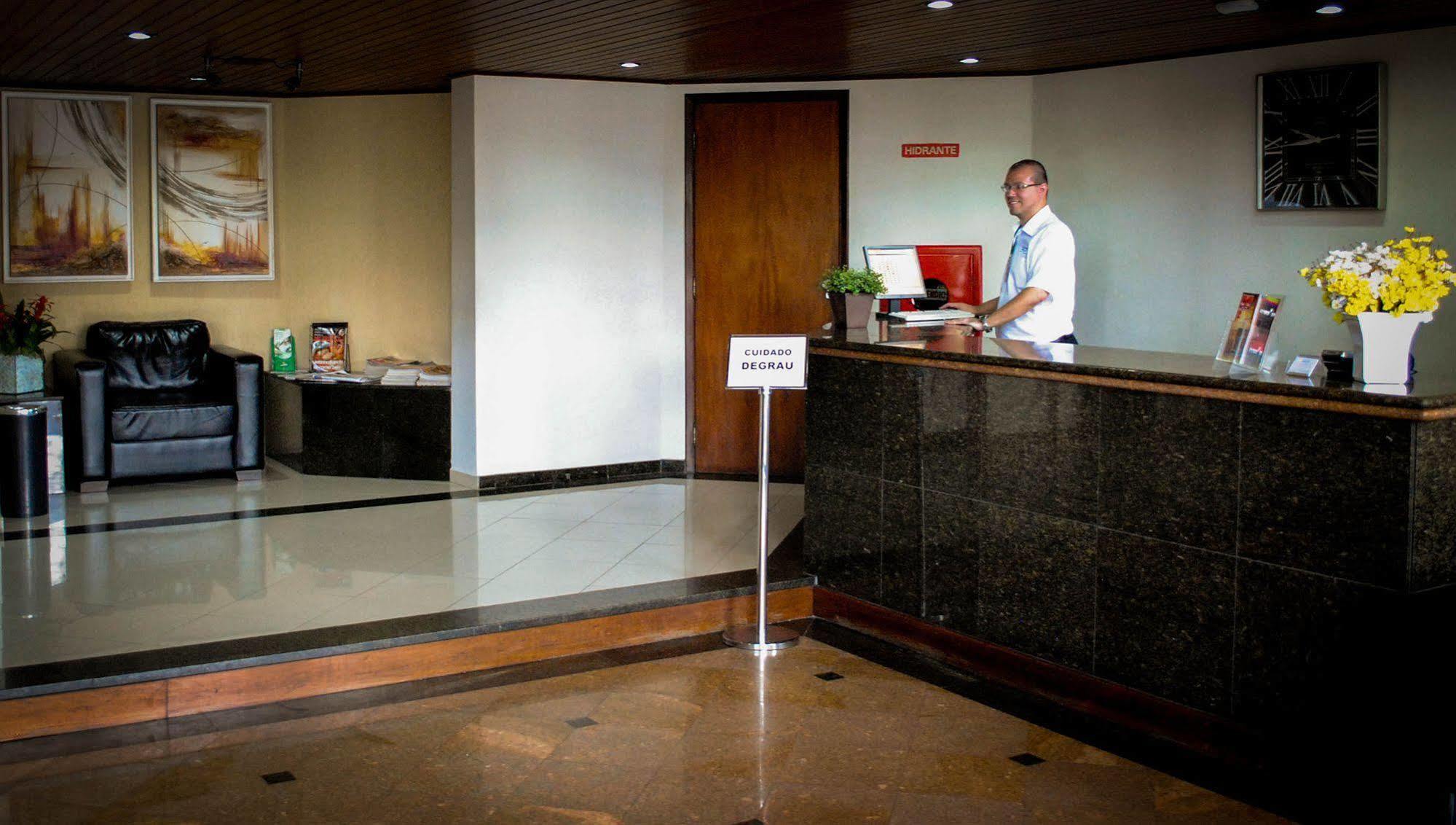 Cezanne Plaza Apart Hotel カンピーナス エクステリア 写真